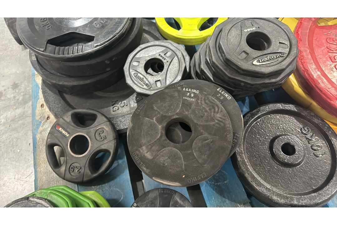 *NO RESERVE* Assorted Weight Plates - Image 3 of 6
