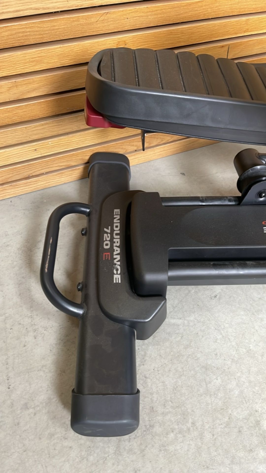 *NO RESERVE* Proform Endurance 720e Elliptical Cross Trainer - Image 8 of 16