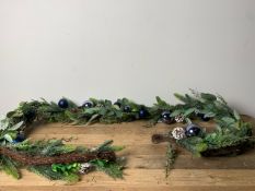 9FT Real Bauble Garland