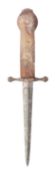 AN AGATE-HILTED DIRK, 19TH CENTURY