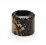 □ A CHINESE PUDDING STONE ARCHERS RING, QING DYNASTY, 19TH CENTURY