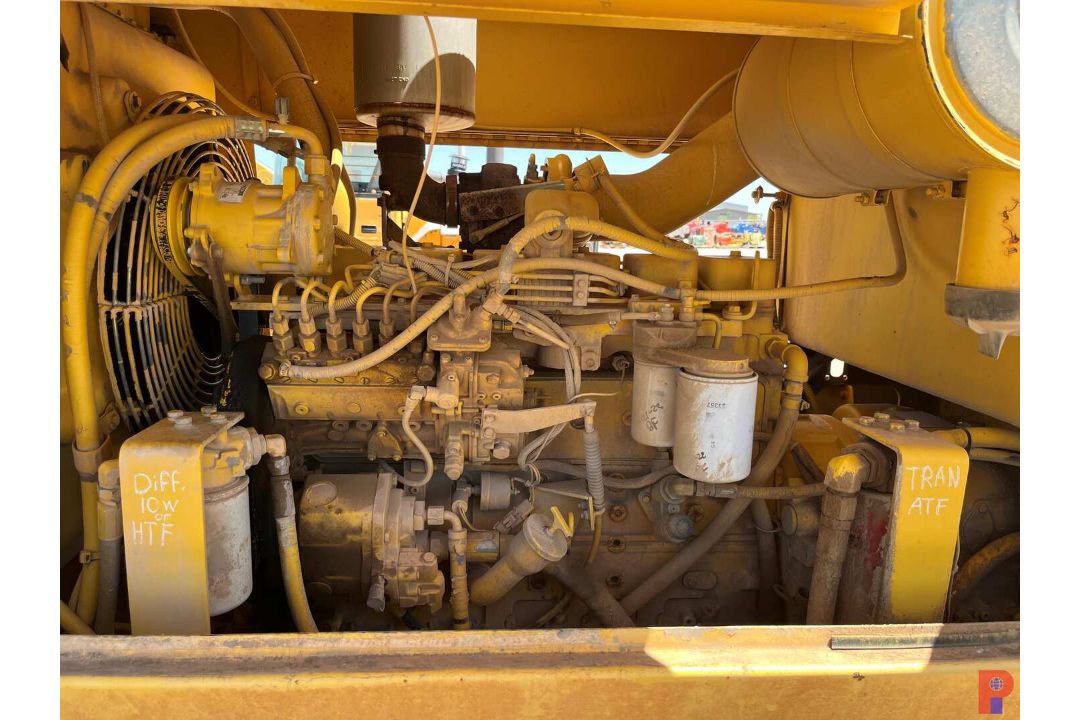 KOMATSU GD530A-2CY MOTOR GRADER 203844 - Image 5 of 8