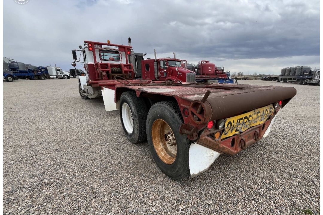 1997 IHC 9300 T/A BED TRUCK - Image 8 of 8