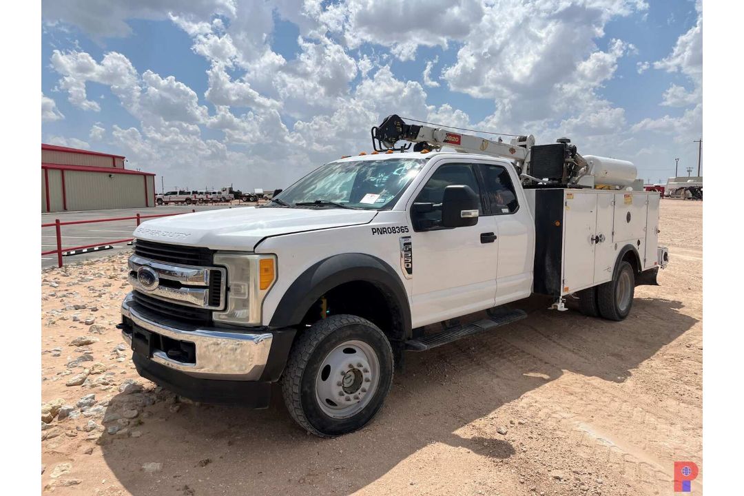 2017 FORD F-550 EXT CAB MECHANICS TRUCK - Image 1 of 7