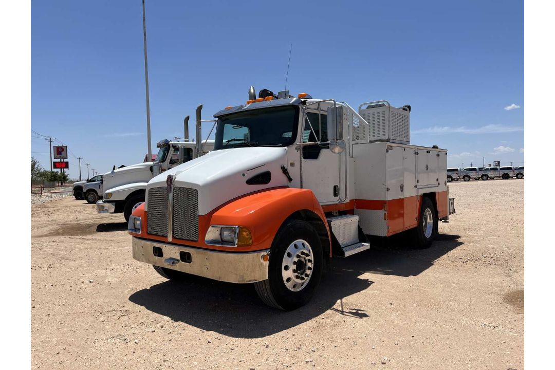 2007 KENWORTH T300 MECHANICS TRUCK - Image 6 of 14