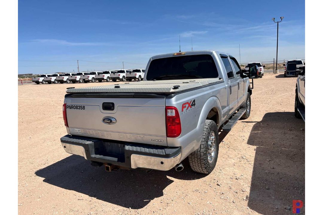 2015 FORD F-250 CREW CAB PICKUP TRUCK - Image 3 of 7