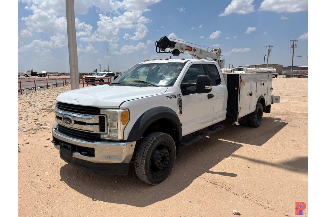 2016 FORD F-550 EXT CAB MECHANICS TRUCK - Image 1 of 7