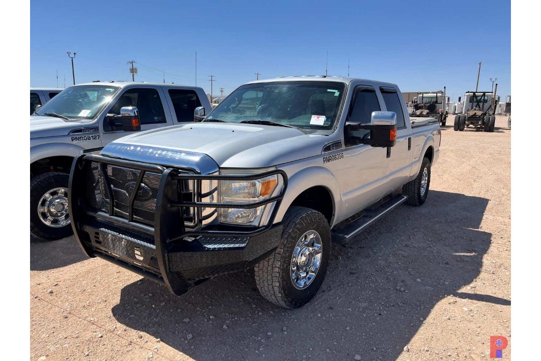 2015 FORD F-250 CREW CAB PICKUP TRUCK - Image 1 of 7