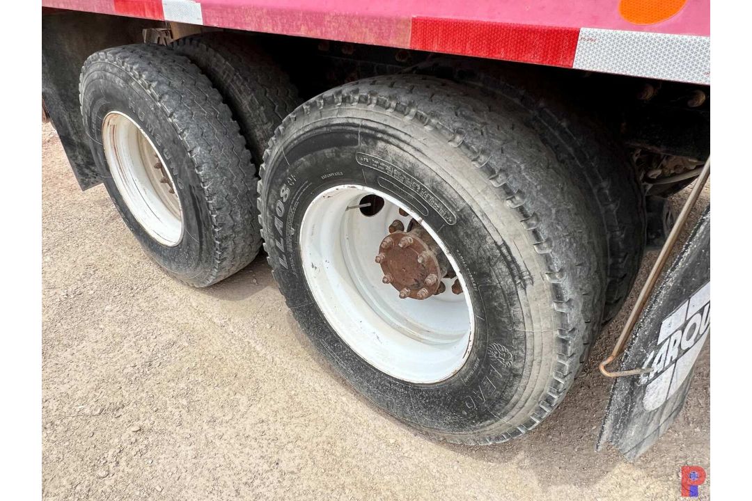 2005 MACK CV713 T/A WATER TRUCK - Image 20 of 24