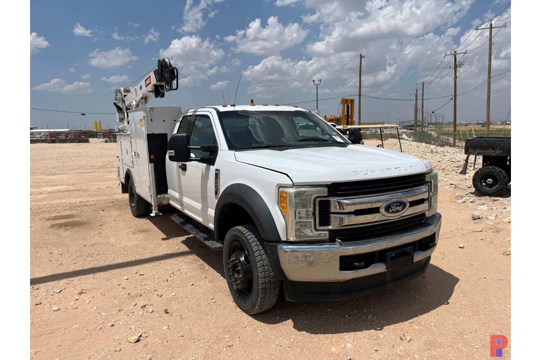 2016 FORD F-550 EXT CAB MECHANICS TRUCK - Image 2 of 7