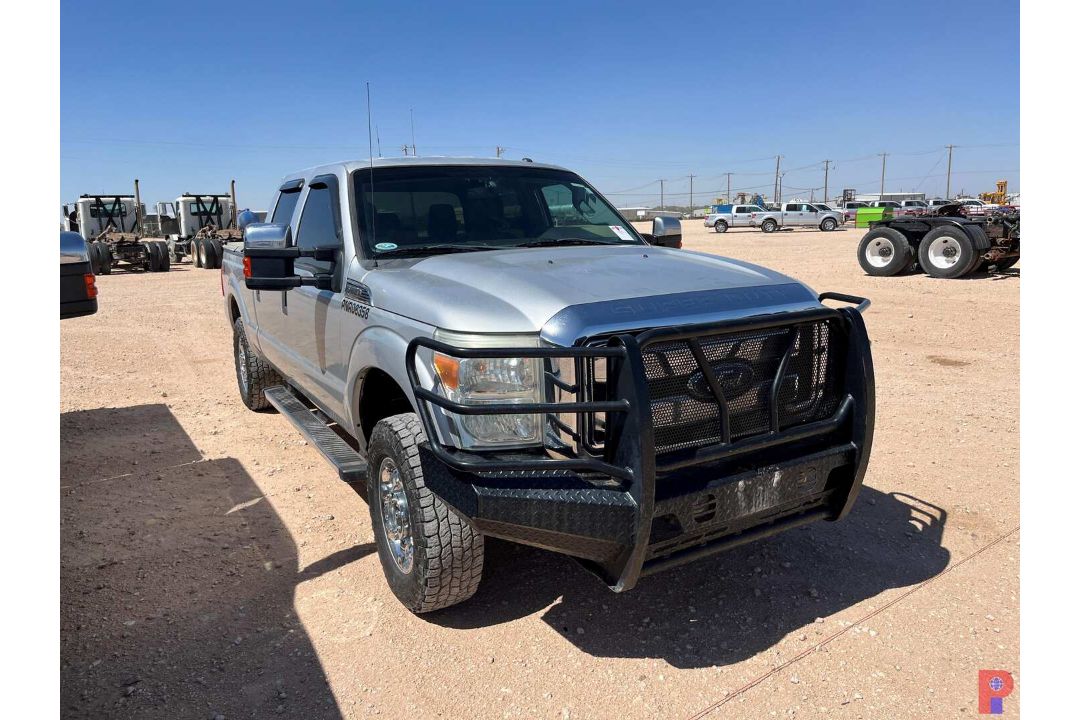 2015 FORD F-250 CREW CAB PICKUP TRUCK - Image 2 of 7