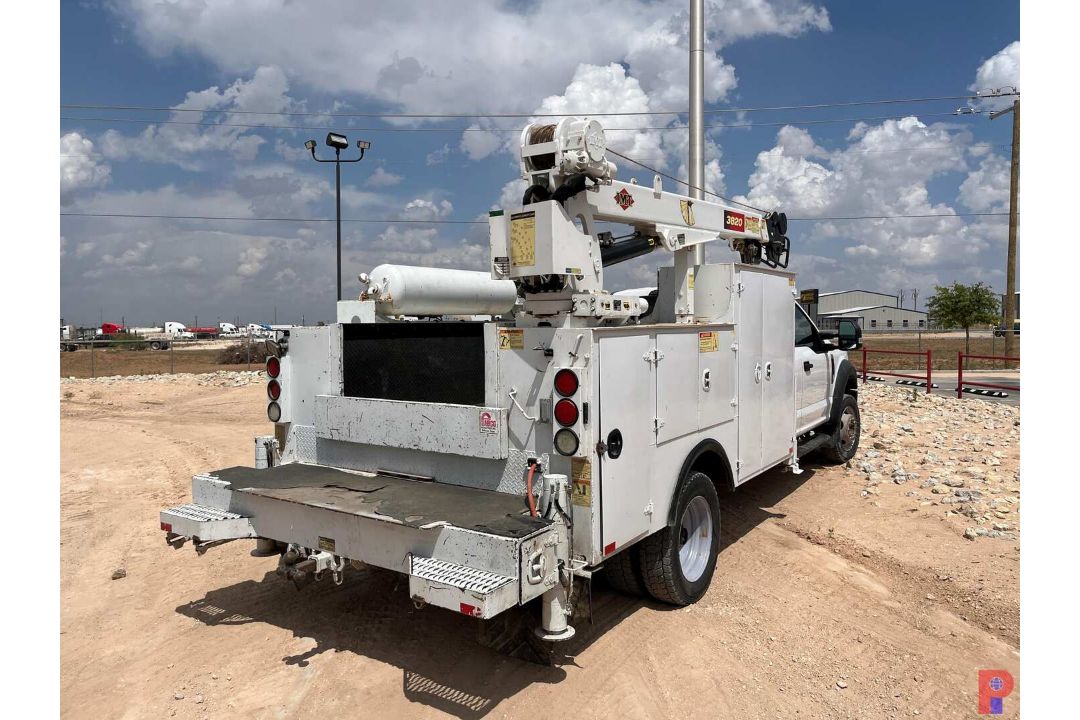2017 FORD F-550 EXT CAB MECHANICS TRUCK - Image 3 of 7