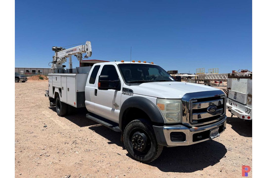2015 FORD F-550 EXTENDED CAB MECHANICS TRUCK - Image 2 of 7