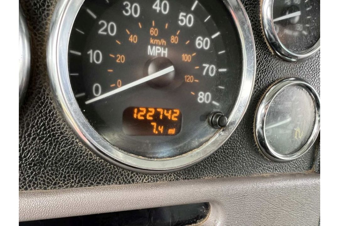 2012 PETERBILT 367 T/A DAYCAB GIN POLE TRUCK ODOMETER READS 122742 MILES, METER READS 8733 HOURS, - Image 17 of 19