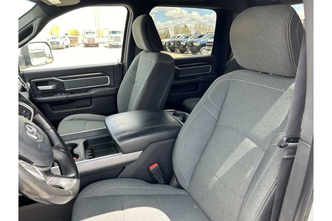 2022 RAM 2500 BIG HORN CREW CAB 4X4 CREW CAB BIG HORN PACKAGE, 6.7 L CUMMINS ENGINE, AUTOMATIC, - Image 8 of 15