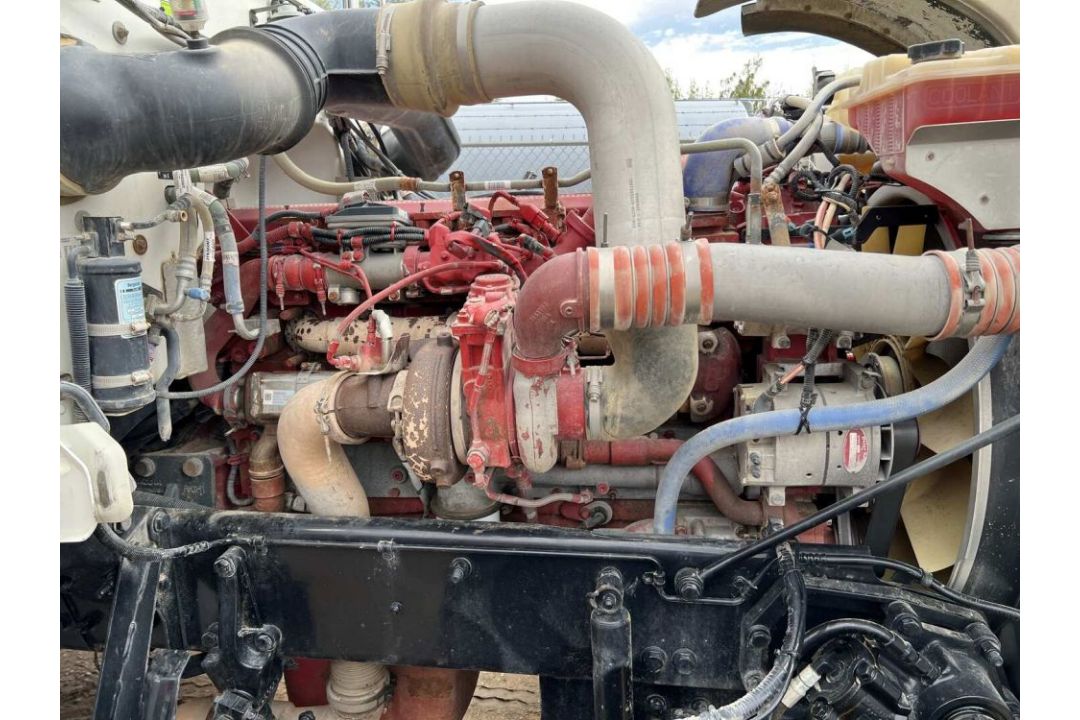 2012 PETERBILT 367 T/A DAYCAB GIN POLE TRUCK ODOMETER READS 122742 MILES, METER READS 8733 HOURS, - Image 10 of 19