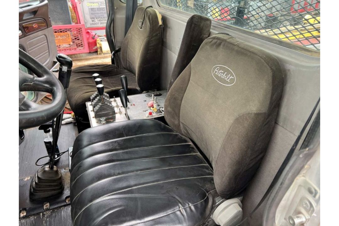 2012 PETERBILT 367 T/A DAYCAB GIN POLE TRUCK ODOMETER READS 122742 MILES, METER READS 8733 HOURS, - Image 19 of 19