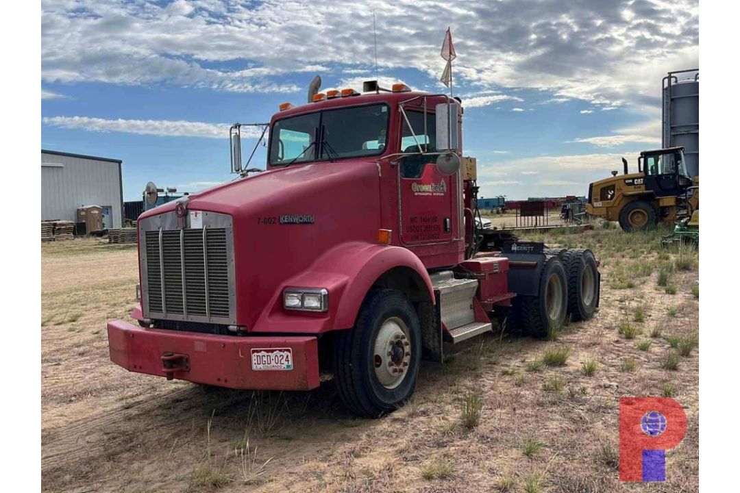 2007 KENWORTH T800 T/A DAYCAB WINCH TRUCK ODOMETER READS 154448 MILES, METER READS 11356 HOURS, - Image 1 of 13