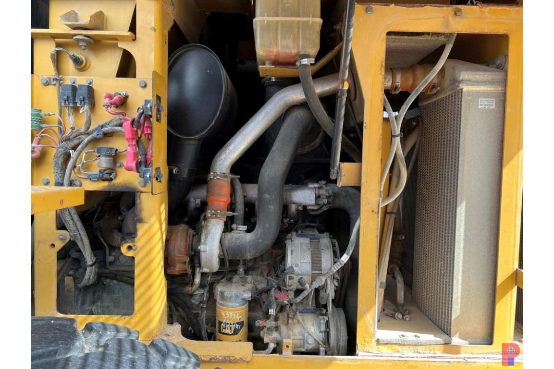 2006 CATERPILLAR 930G WHEEL LOADER VIN/SN: CAT0930GCTWR01676, 4 FORWARD GEARS, 3 REVERSE GEARS, AUX. - Image 9 of 18