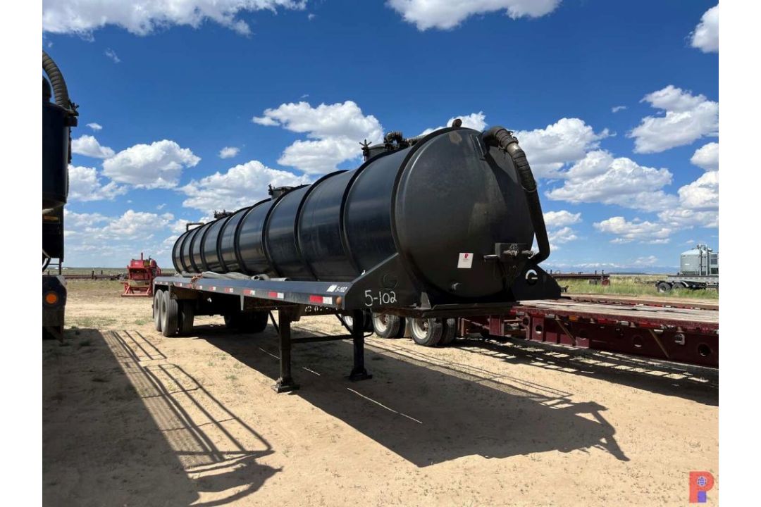 2011 GALYEAN 130BBL T/A VACUUM TRAILER VIN/SN: 1G9VT4029BH017959, W/ TOOLBOX, HOSE TROUGH, SIDE - Image 2 of 5