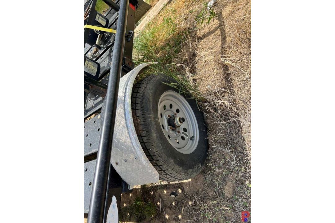2022 RHM 9' 6" S/A BBQ TRAILER VIN/SN: 7JY1U0914N1008078, LEAF SPRING, KITCHEN AID 31" PROPANE - Image 9 of 10