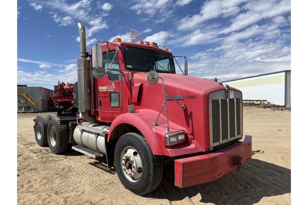 2007 KENWORTH T800 T/A DAYCAB WINCH TRUCK ODOMETER READS 154448 MILES, METER READS 11356 HOURS, - Image 3 of 13