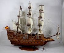 großes Modellschiff