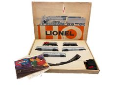 VINTAGE HO SCALE LIONEL NO. 14320 5-UNIT PASSENGER TRAIN SET