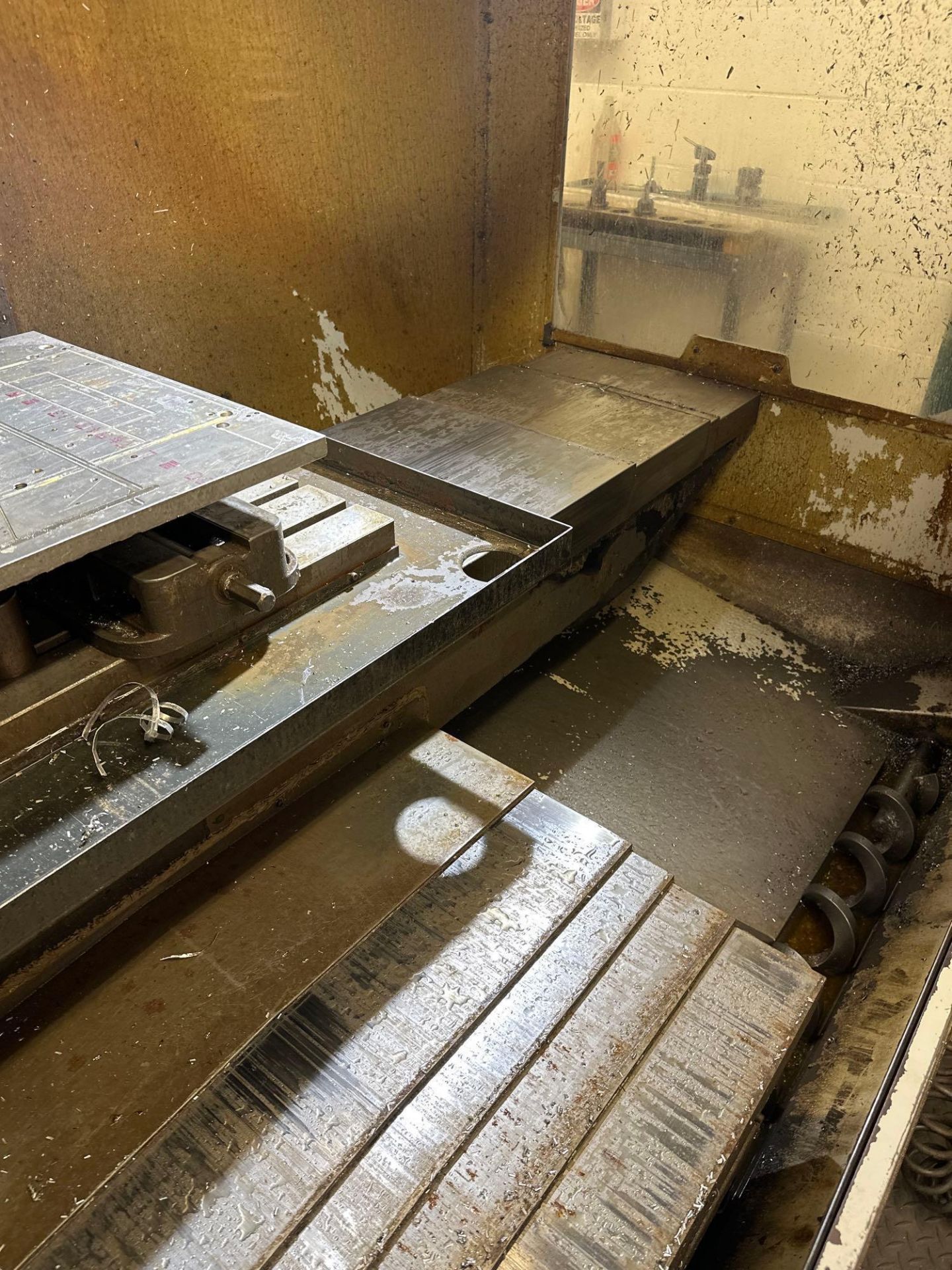 1999 HAAS VF-3 VERTICAL MACHINING CENTER - Image 16 of 23