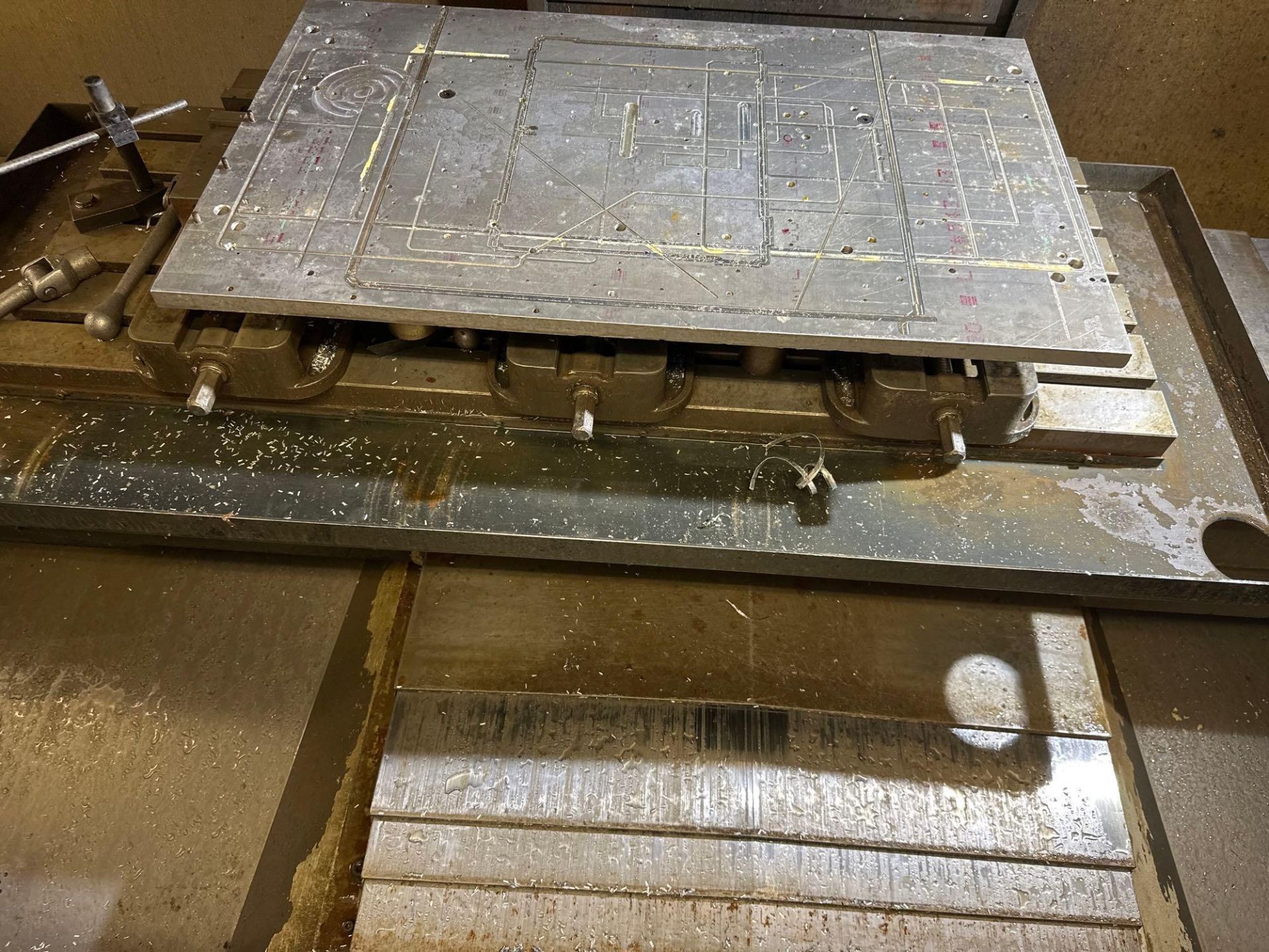 1999 HAAS VF-3 VERTICAL MACHINING CENTER - Image 14 of 23