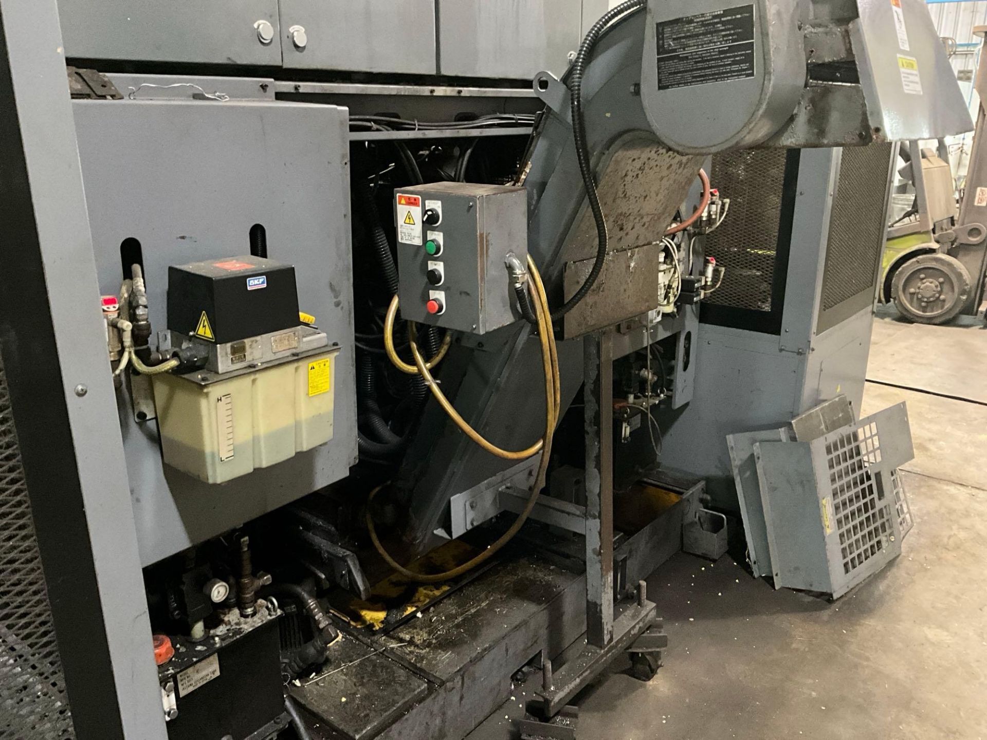 2011 OKUMA 2SP-250HM CNC DUAL SPINDLE LATHE - Image 8 of 36