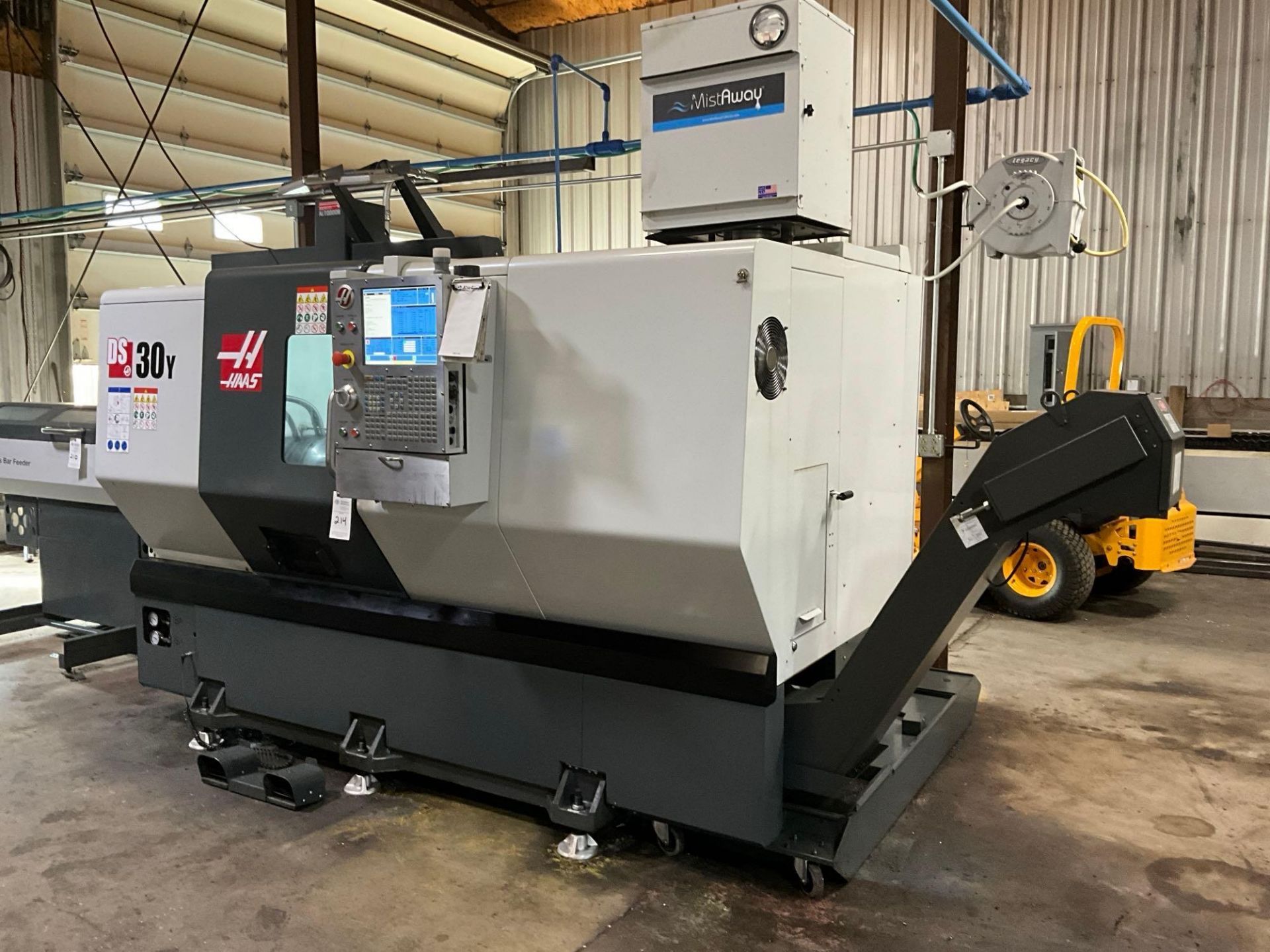 2017 HAAS DS-30Y CNC LATHE SN: 3109333, 3.5" BAR CAP - Image 3 of 32