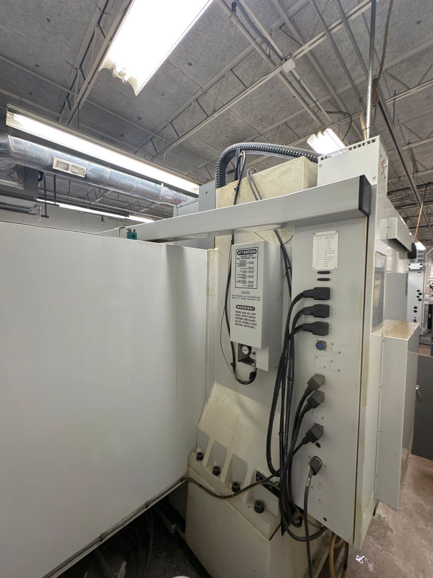 1999 HAAS VF-3 VERTICAL MACHINING CENTER - Image 22 of 23