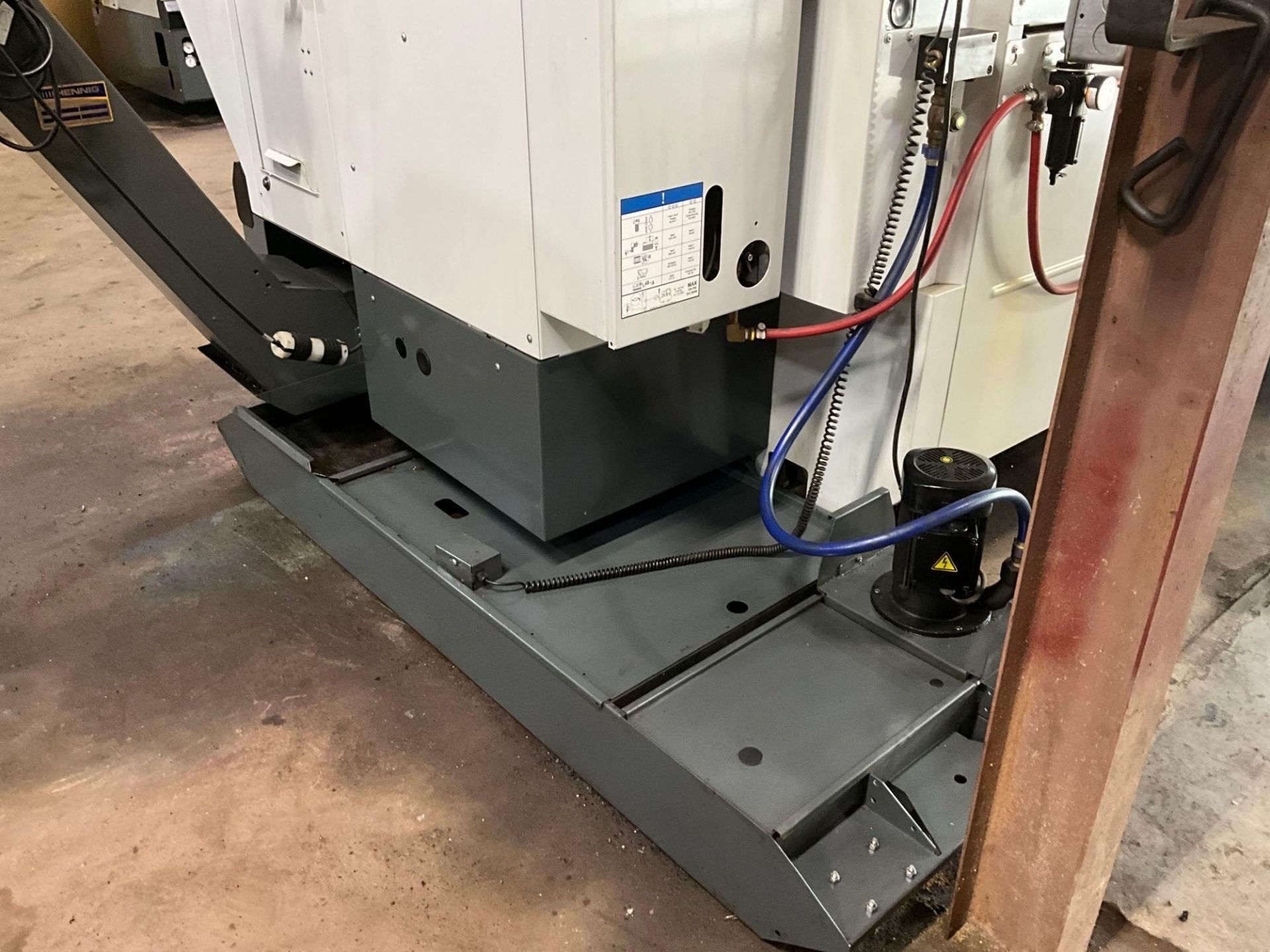 2017 HAAS DS-30Y CNC LATHE SN: 3109333, 3.5" BAR CAP - Image 9 of 32