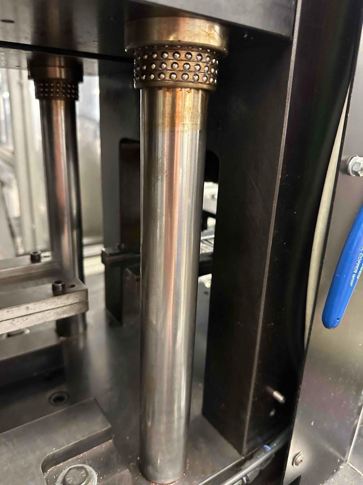 PRESS AND WELDING LINE - Image 17 of 45