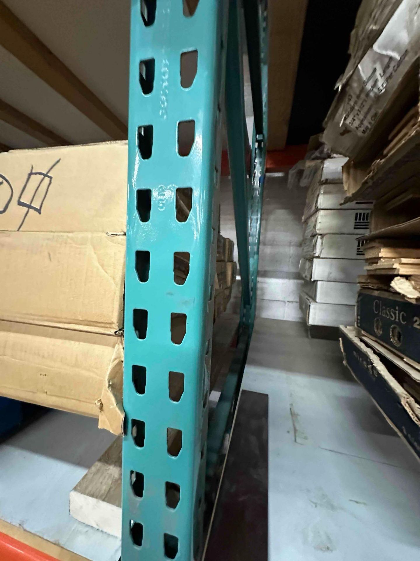 PALLET RACKING (NO CONTENTS) - (5) 14' UPRIGHTS (11) 10' HORIZONTAL SHELVES - Image 3 of 6