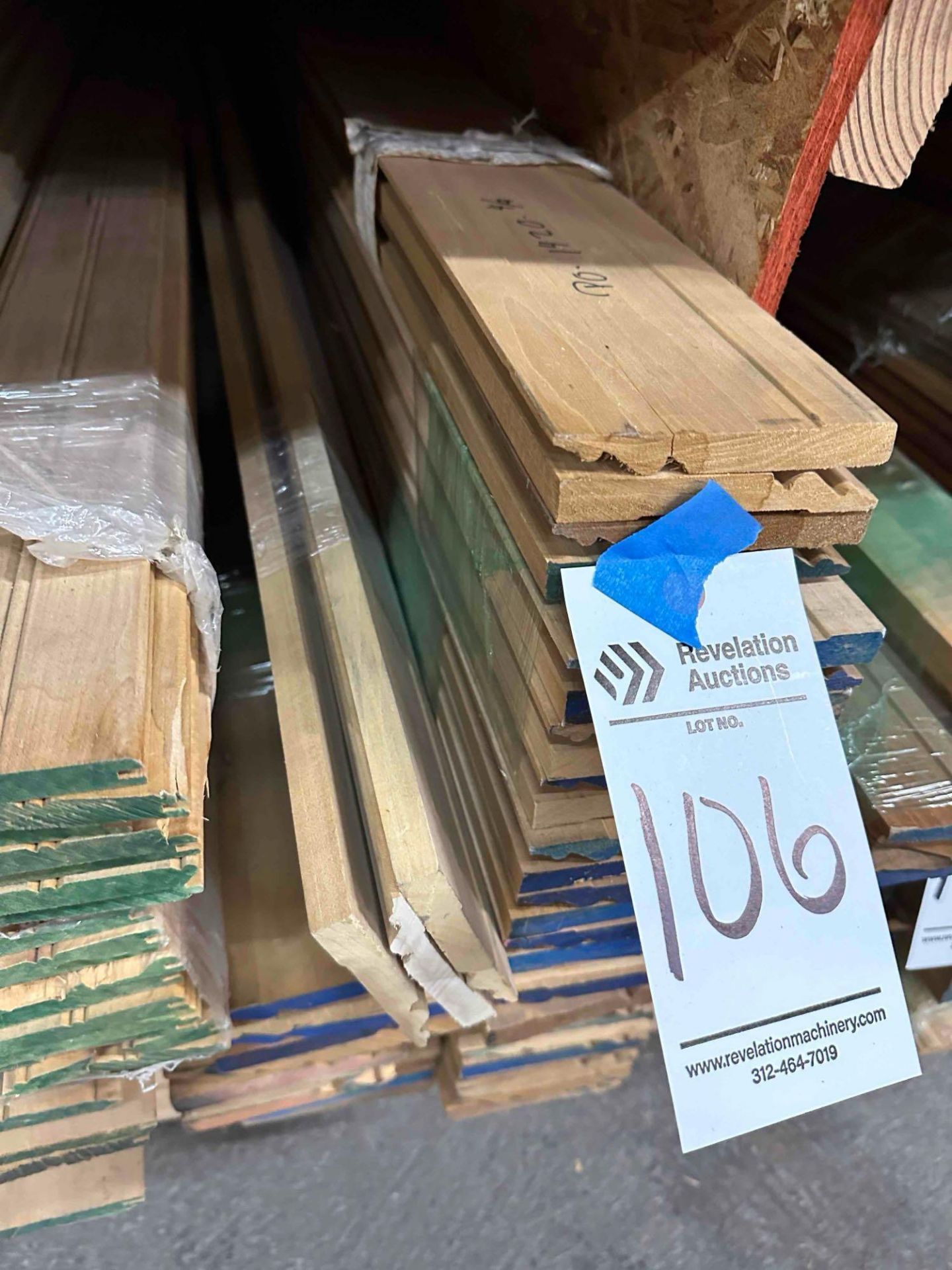 APPROX. 2200 LINEAR FEET OF CASE MOLDING - Image 3 of 5