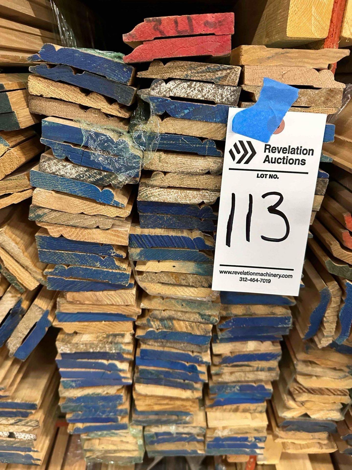 APPROX. 3000 CASE MOLDING - Image 2 of 5