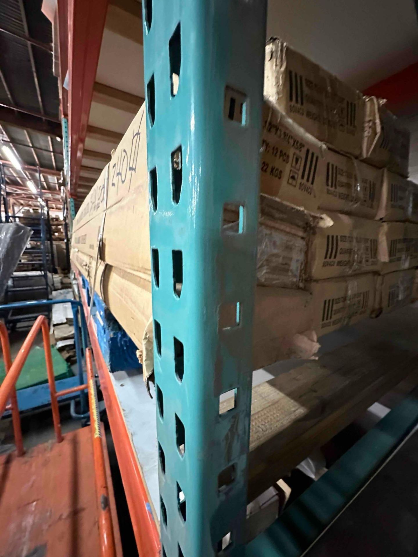 PALLET RACKING (NO CONTENTS) - (5) 14' UPRIGHTS (11) 10' HORIZONTAL SHELVES - Image 4 of 6