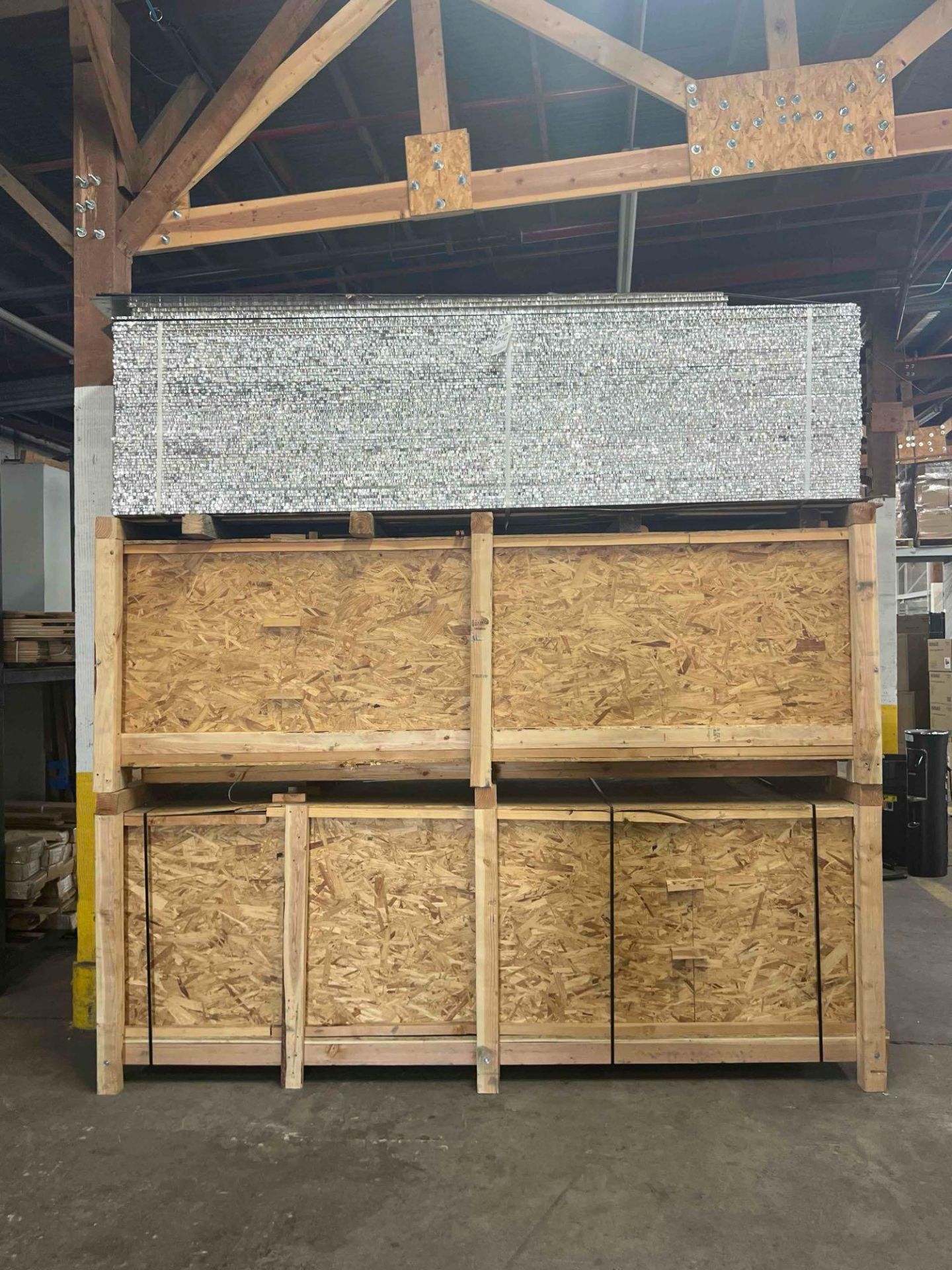 186 SHEETS OF ALUMINUM HONEYCOMB - 10'X4' X 1/2" THICK