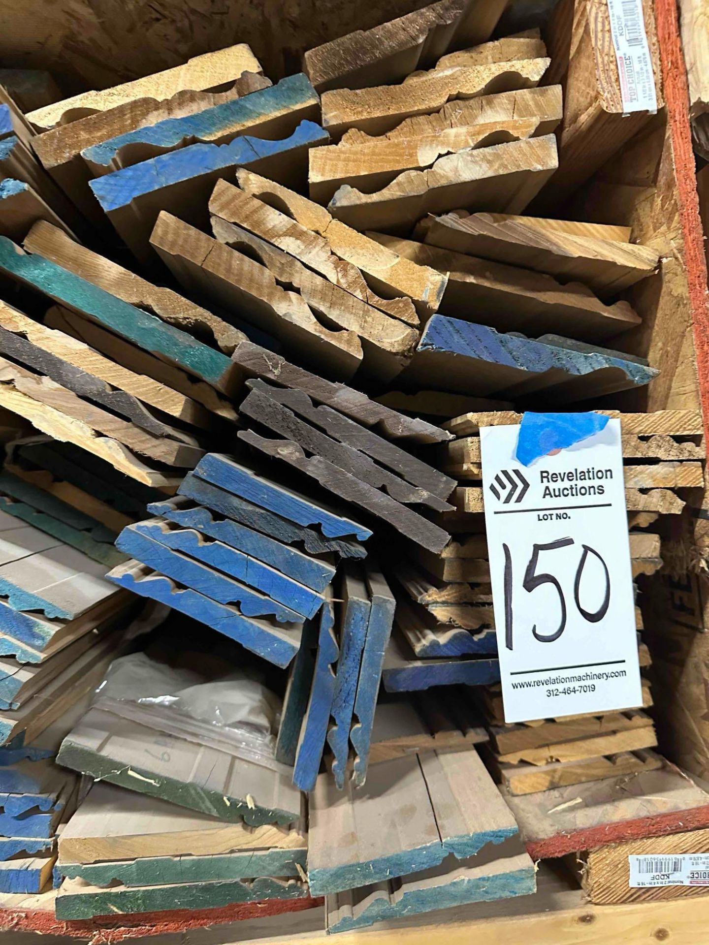 APPROX. 1000 LINEAR FEET OF BASEBOARD MOLDING - Image 2 of 3
