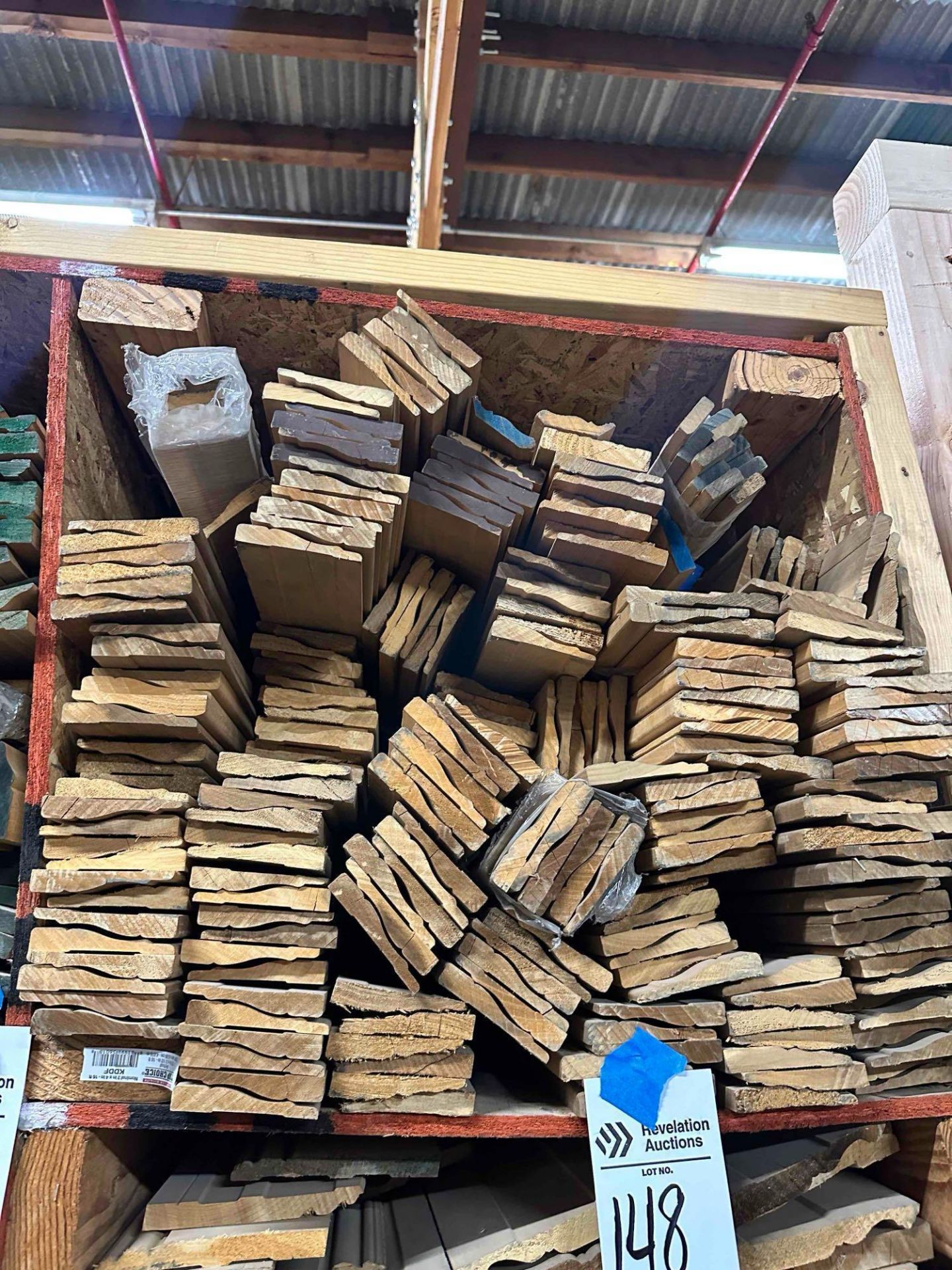 APPROX. 3400 LINEAR FEET OF CASE MOLDING