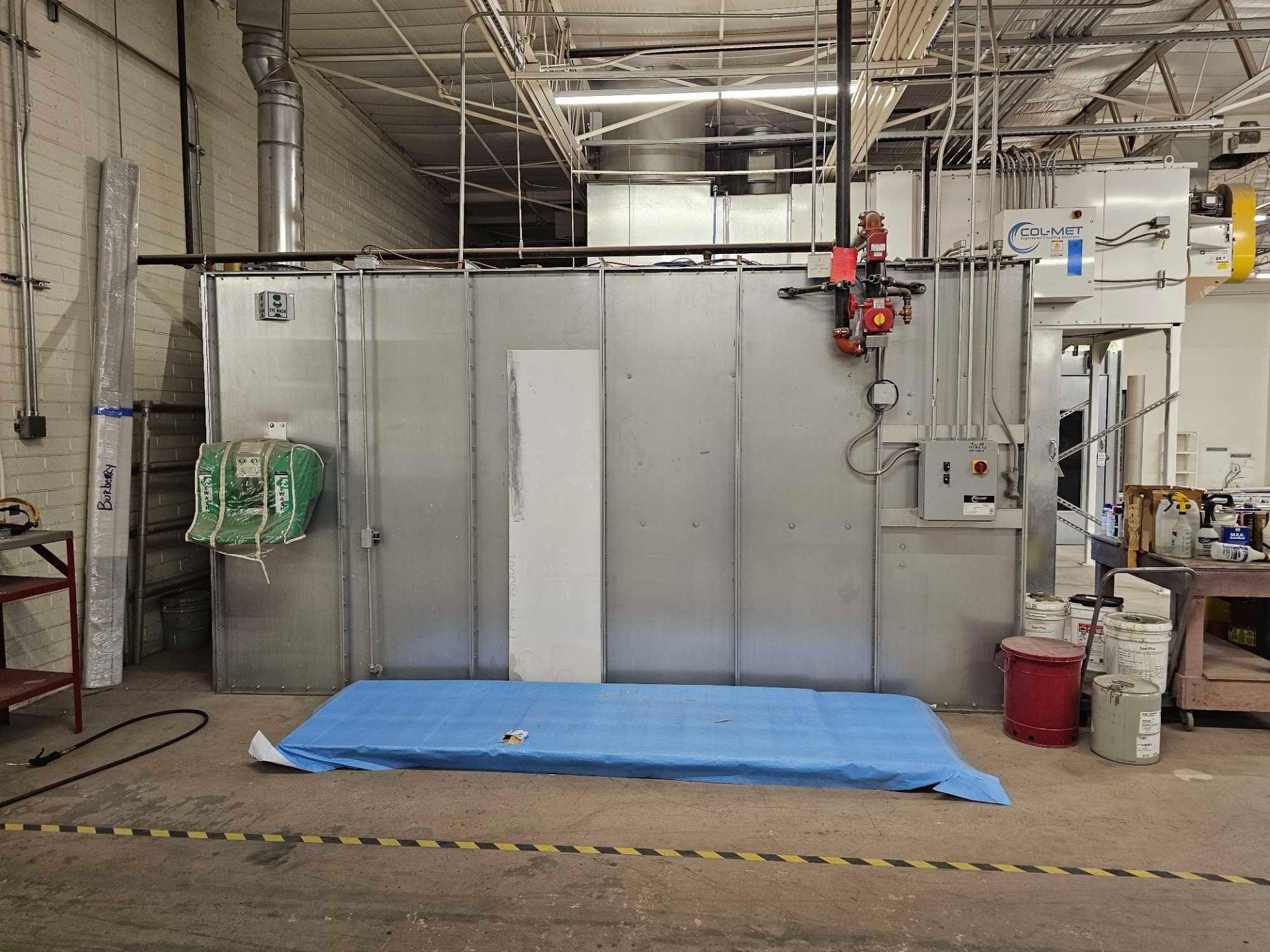 COL-MET CHEMICAL PAINT AND STORAGE ROOM, PAINT KITCHEN, (WITH CONTENTS) - Image 4 of 18