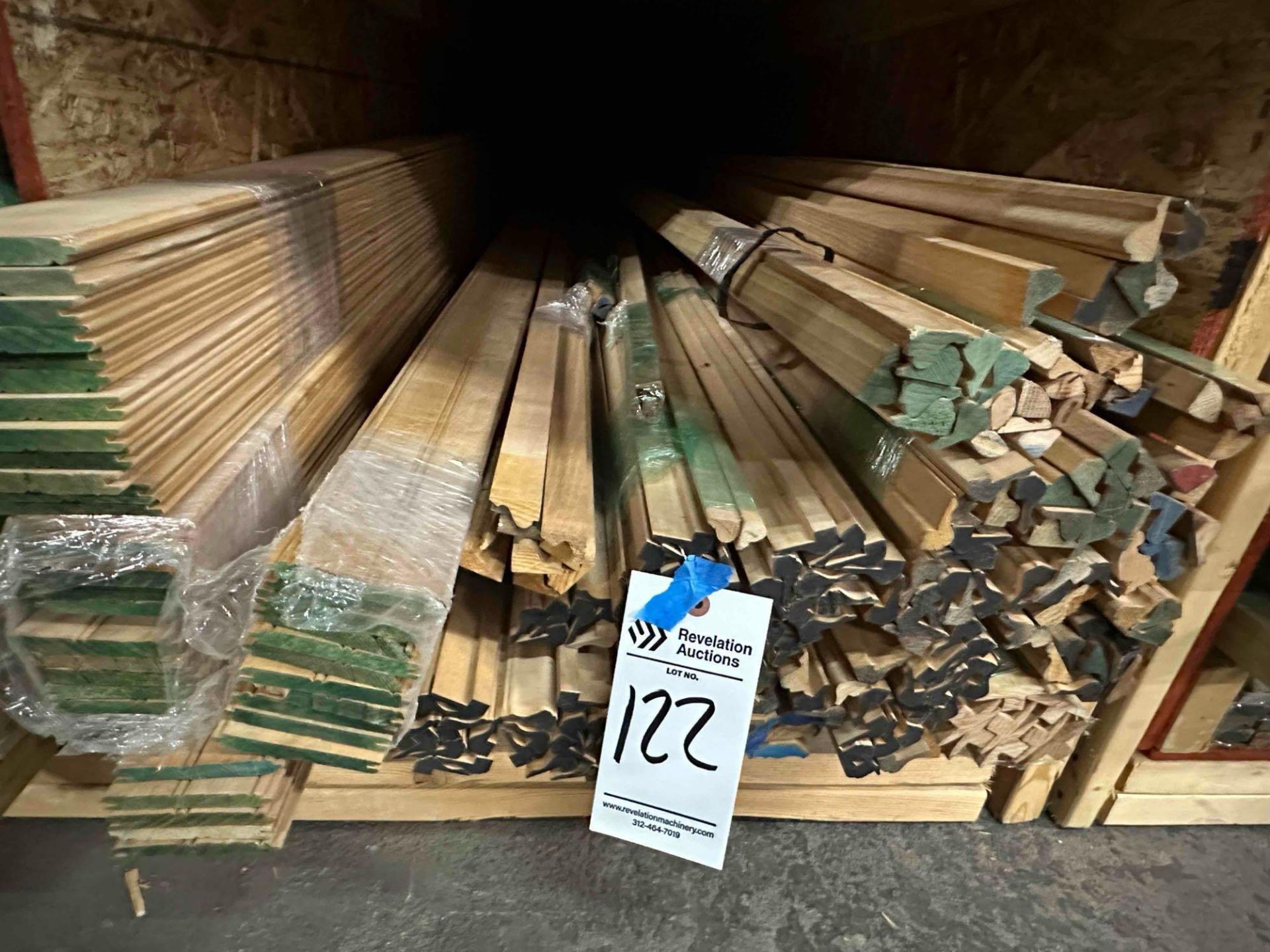APPROX. 2500 LINEAR FEET OF BASEBOARD AND CUSTOM MOLDING