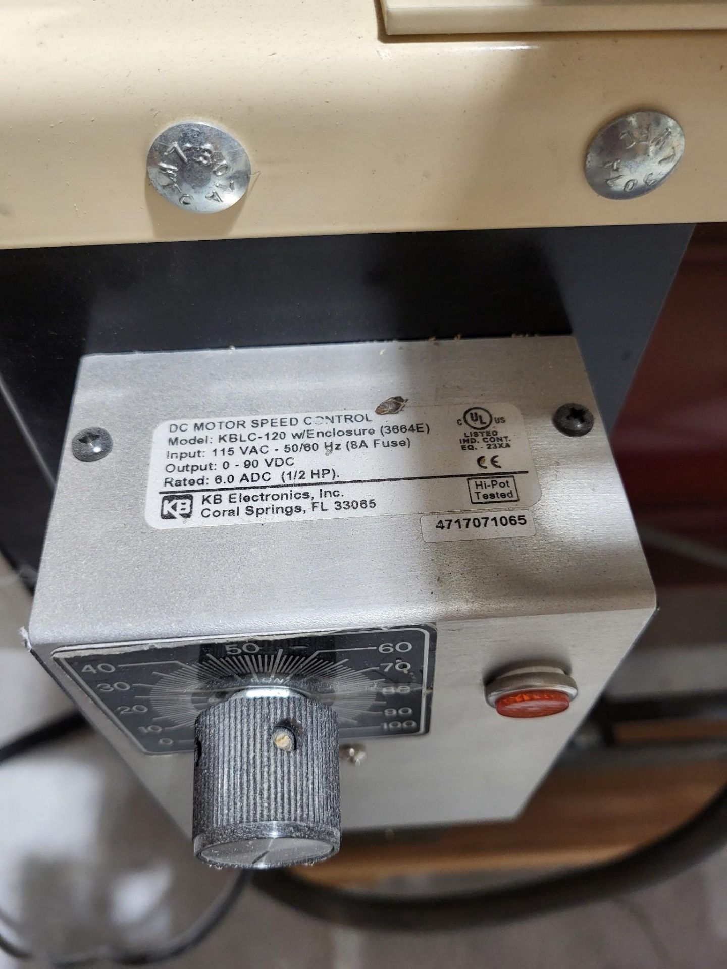 2017 WOODMASTER 725 25″ 7.5 HP HELICAL CUTTERHEAD PLANER,164 CARBIDE INSERTS, SPARE BLADE - Image 12 of 15