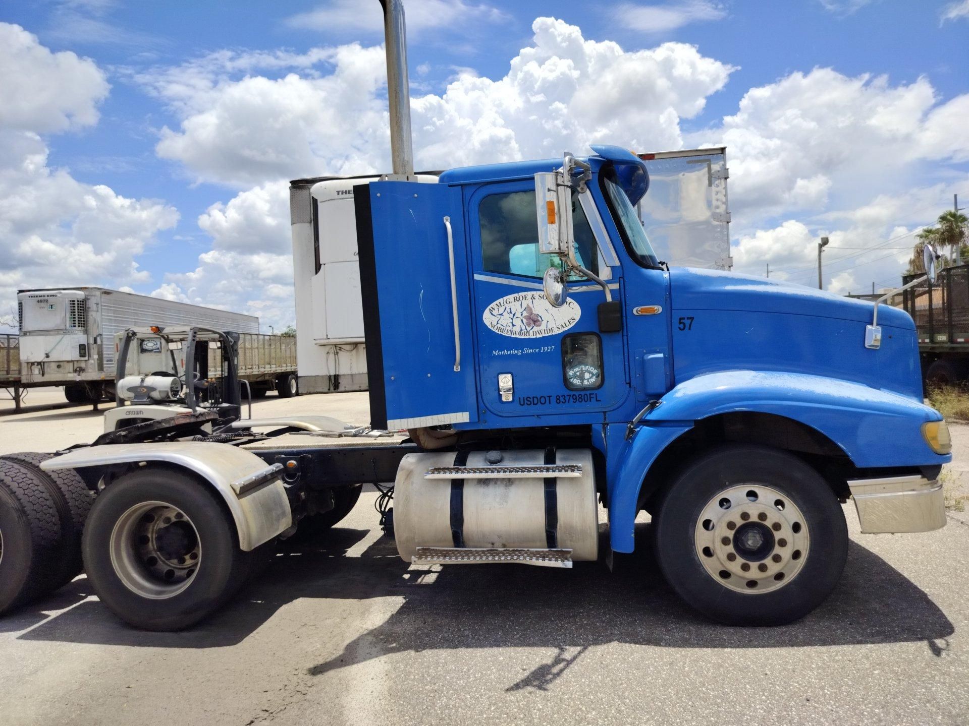 INTERNATIONAL 9100I6X4 TRUCK, YEAR 2000