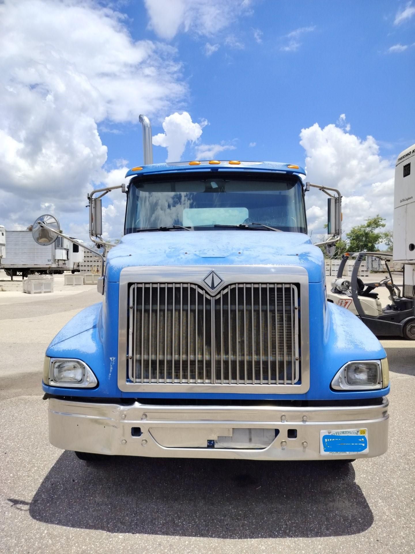 INTERNATIONAL 9100I6X4 TRUCK, YEAR 2000 - Image 4 of 27