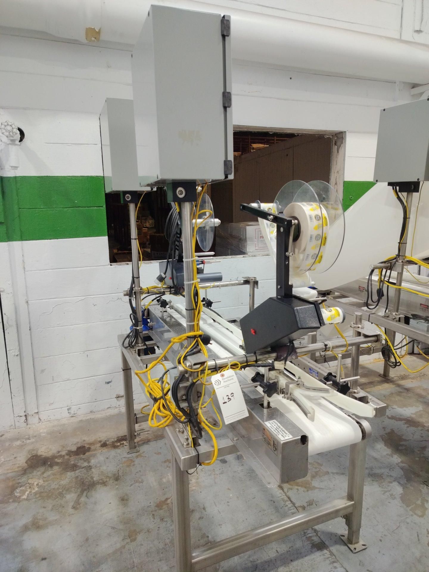 A&B PACKING CLABD0806 DUAL LABELER APPLICATOR W/ CLAMSHELL CONVEYOR - Image 2 of 9
