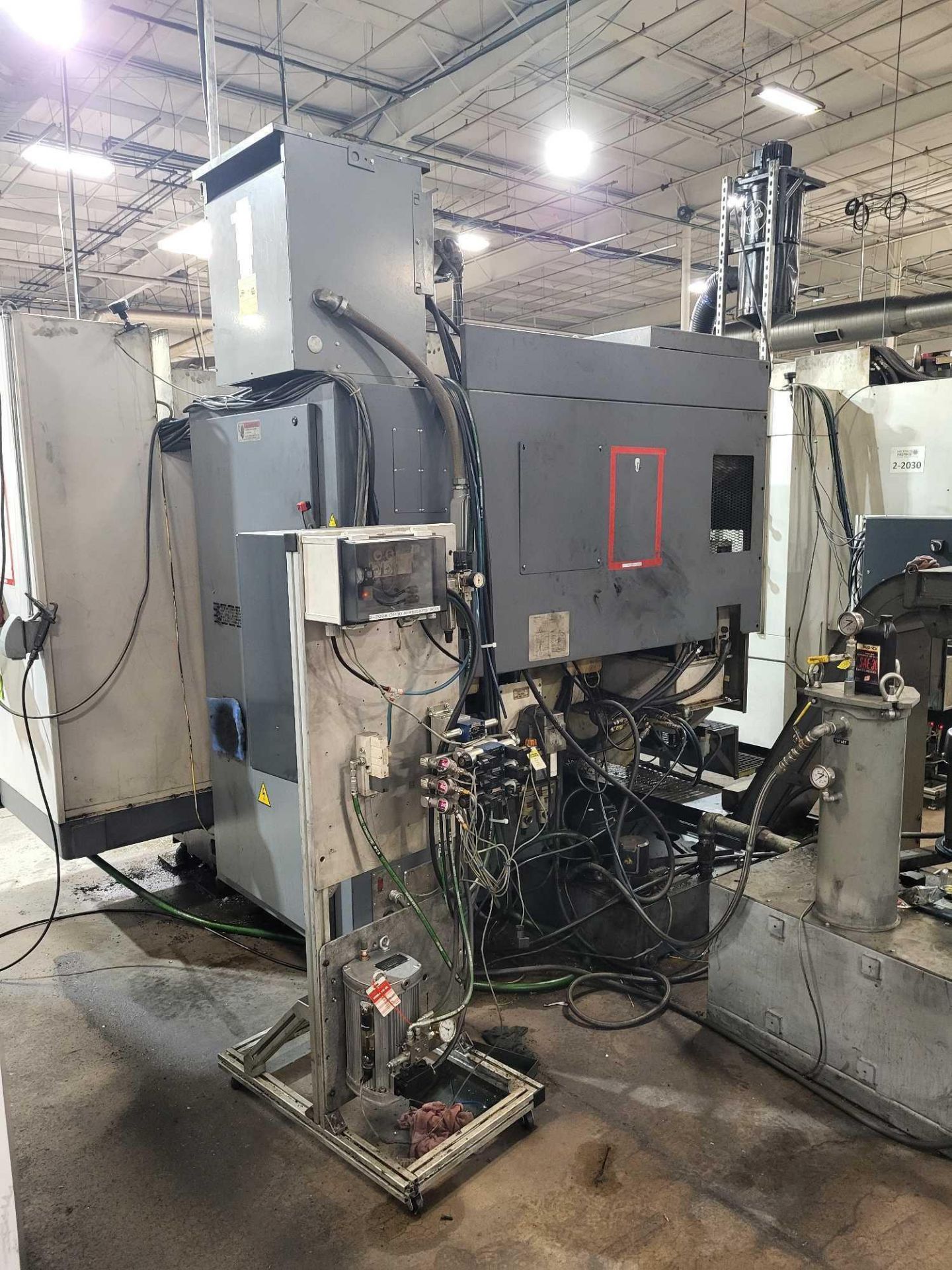 2009 OKUMA MC-V4020 CNC VERTICAL MACHINING CENTER - Image 11 of 20