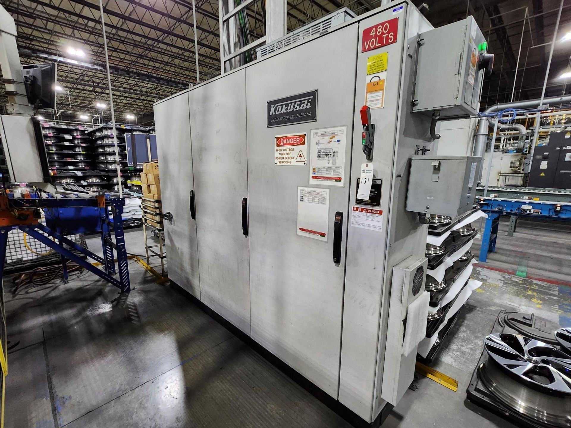 KOKUSAI BALANCING AND RUNOUT MACHINE MODLE: 320-1600